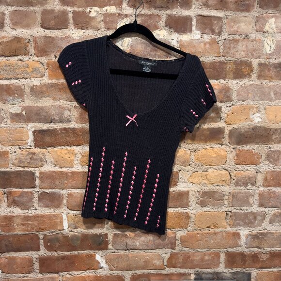 Y2K BETSEY JOHNSON KNIT TOP - Picture 3 of 5